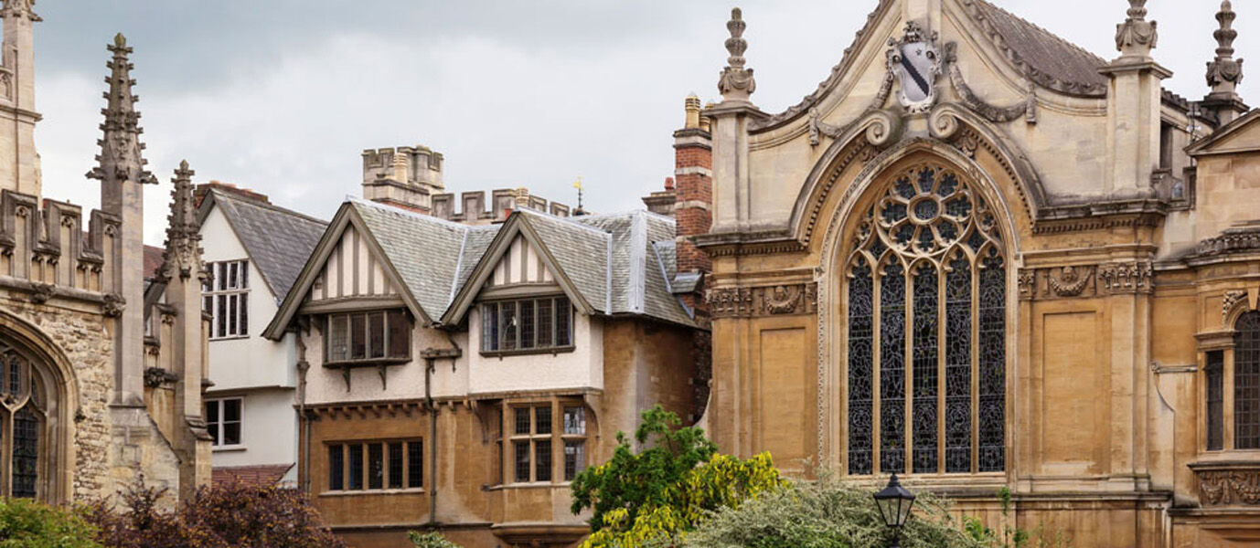 Old Parsonage Hotel Oxford Exteriör bild The chapel of St Benet's Hall